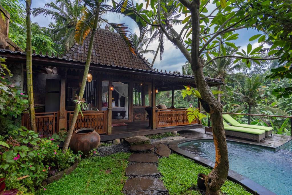 Singakerta Hotel | Lumina Sanctuary