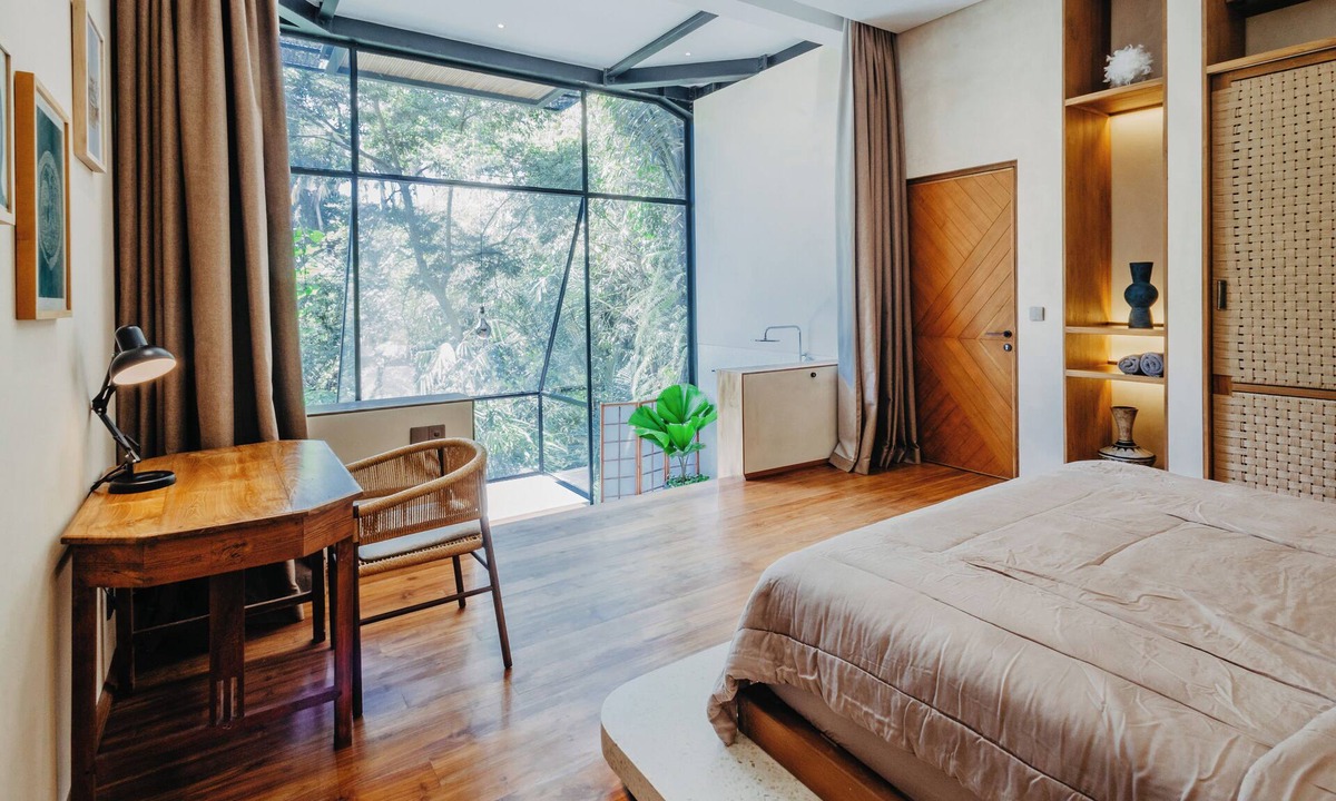 Singakerta Villa | Luxe River Gorge Villa w/Glass Rooftop Pool