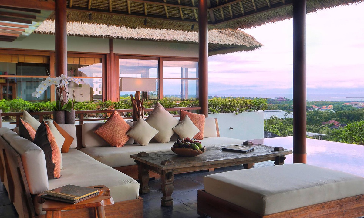 Bukit Villa | Luxury 6 Bedroom Villa with Spectacular View
