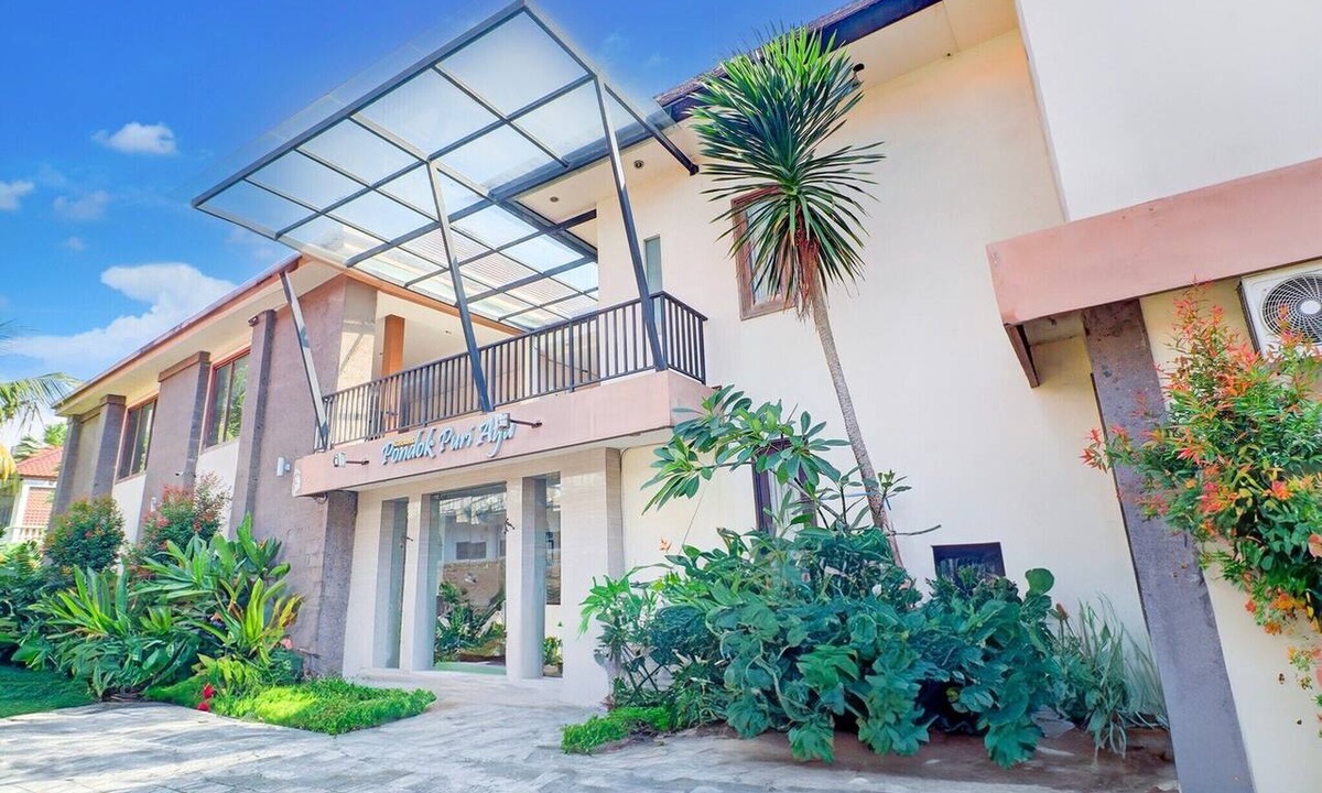 Teuku Umar House | Luxury Deluxe DBL Escape W/Free WiFi and Parking