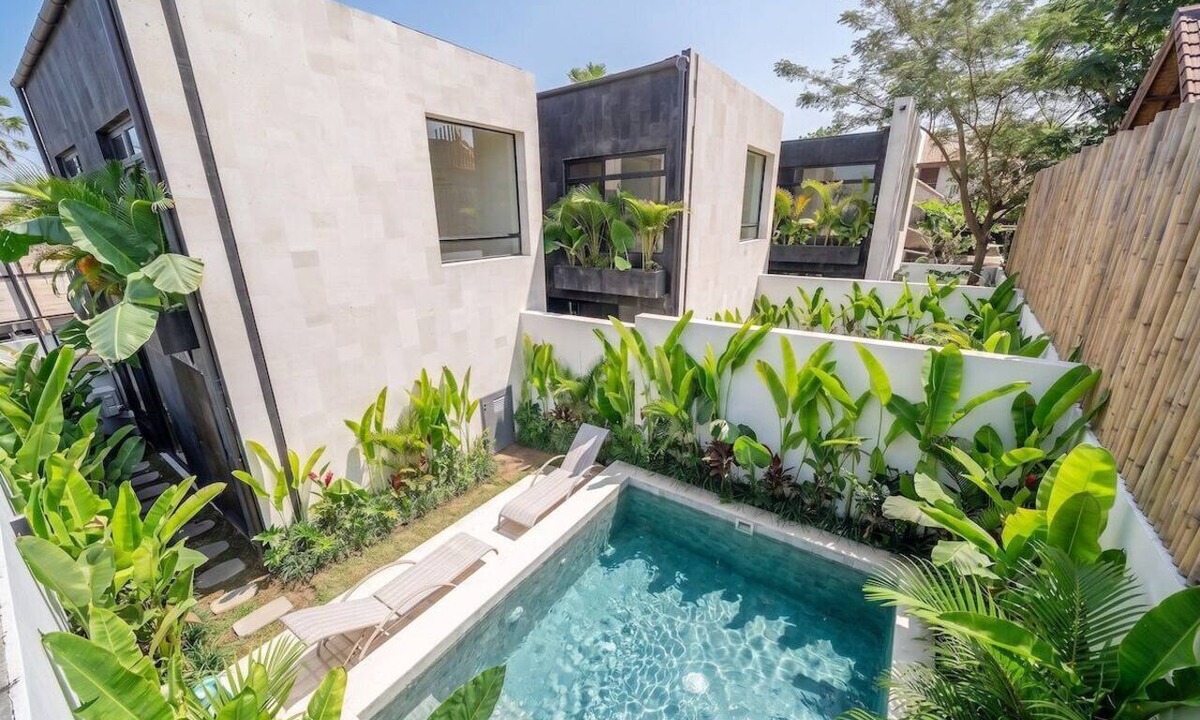 Ubud City-Centre House | Modern 2BR Villa in Ubud w Pool, Patio & Garden
