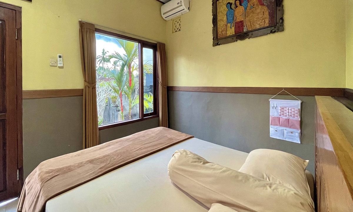 Penebel House | Mongan Homestay Beside The Belulang Hot Spring