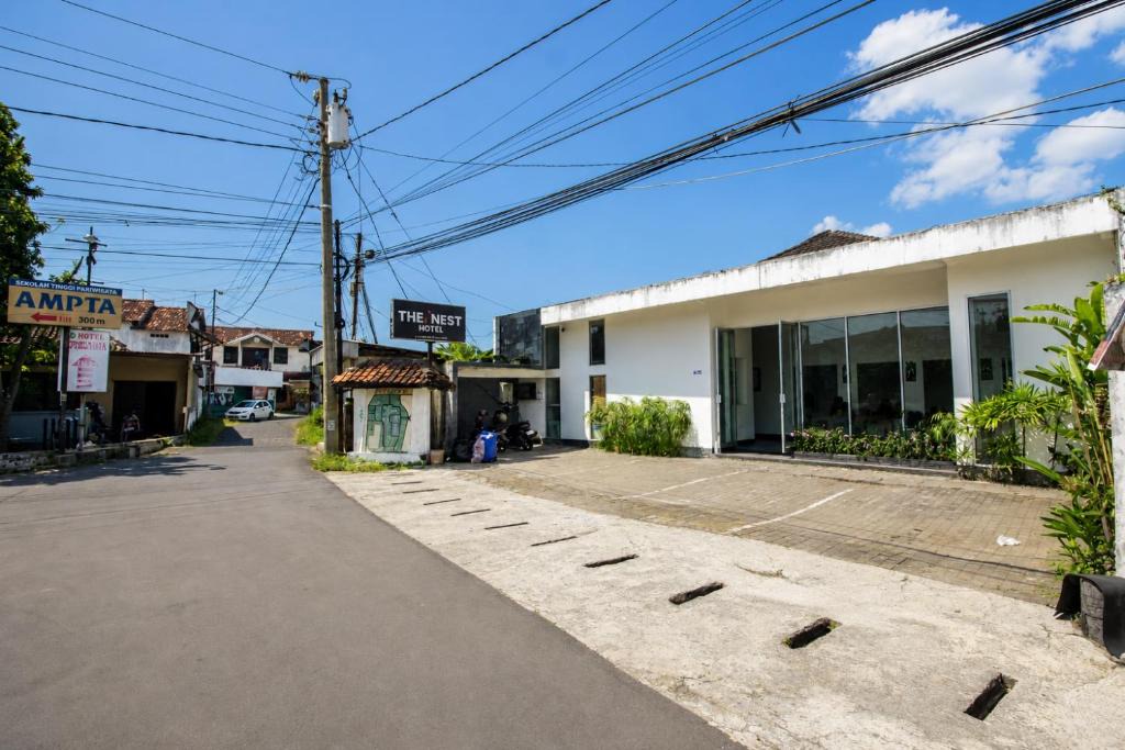 Catur Tunggal Bed & Breakfast | Nest Hotel Jogja