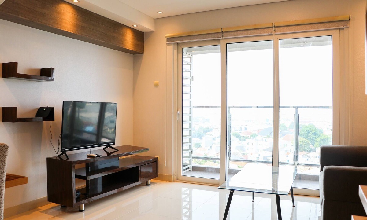Kebon Jeruk Apartment | Nice 2Br Apartment At Maqna Residence