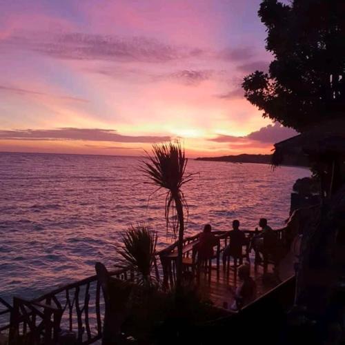 Bira Resort | Nini's Beach Bungalows