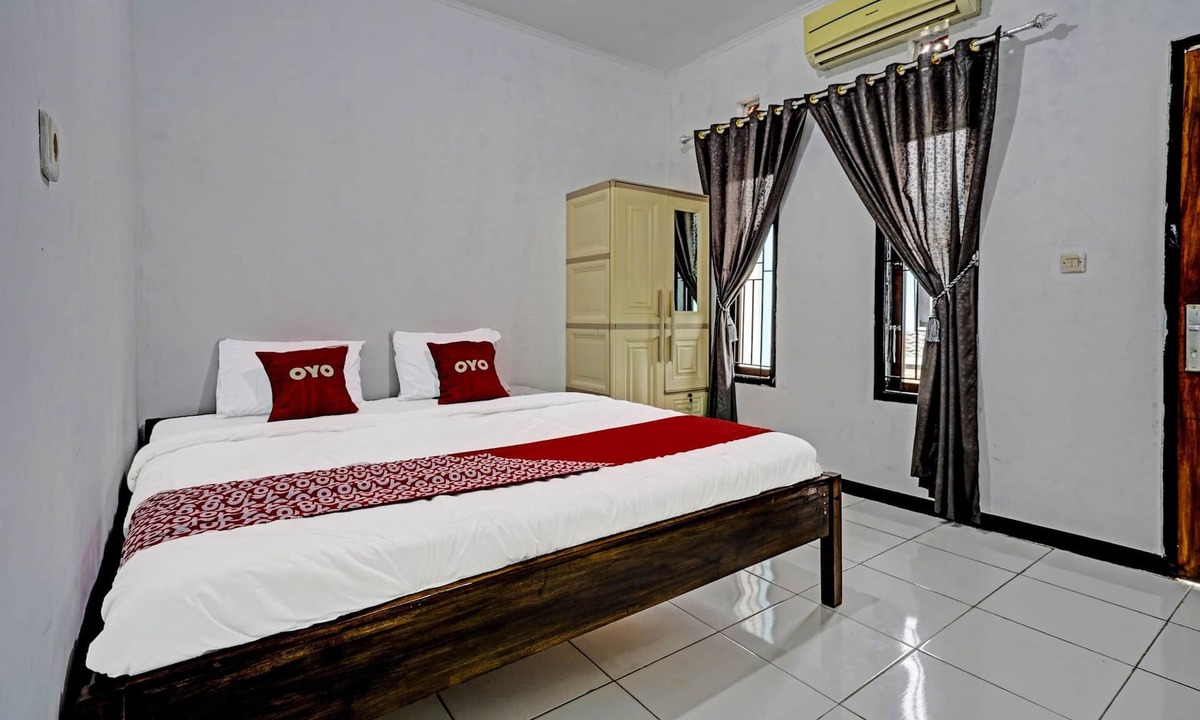 Pameungpeuk Hotel | OYO 91334 Permata Papua Guest House