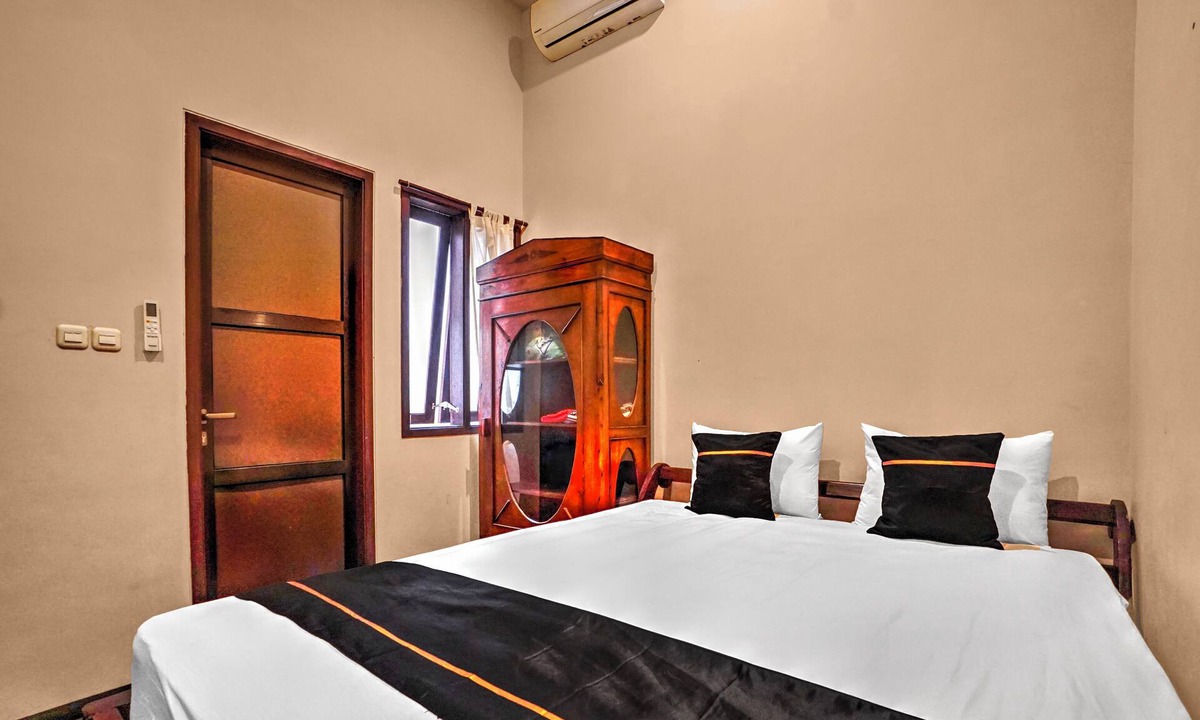 Jajag Hotel | OYO 95211 Duta Hotel Banyuwangi
