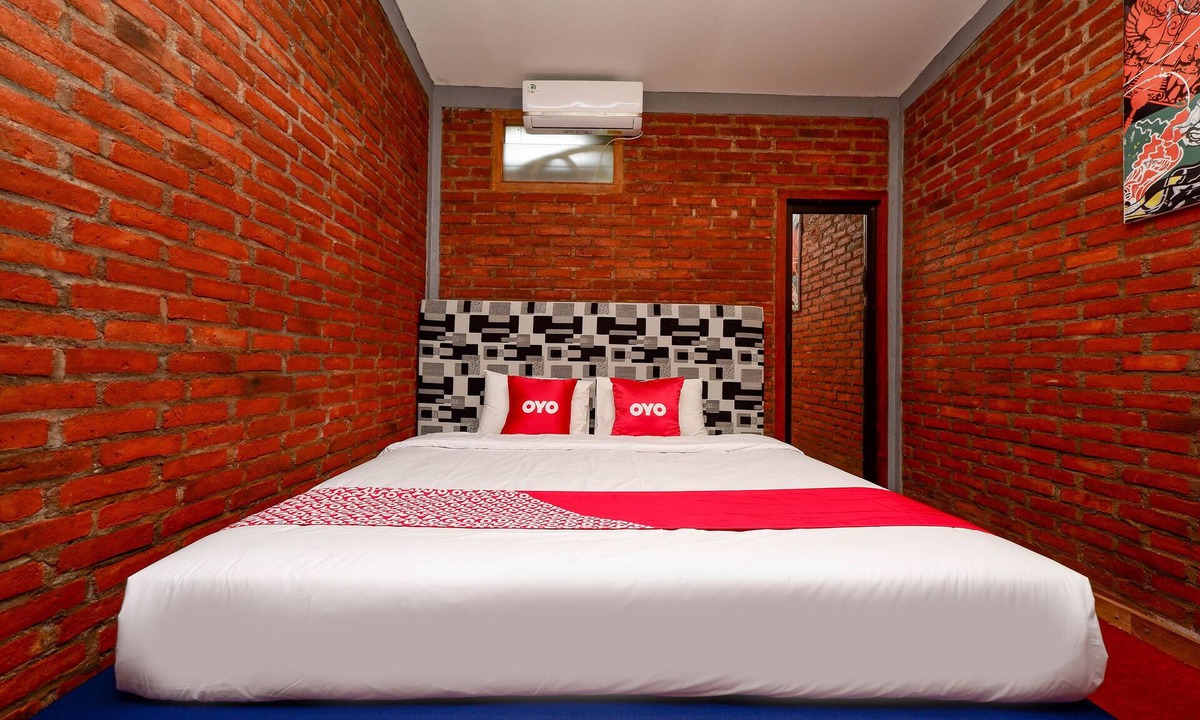 Ambarawa Hotel | OYO Capital O 1808 New Bandungan Indah