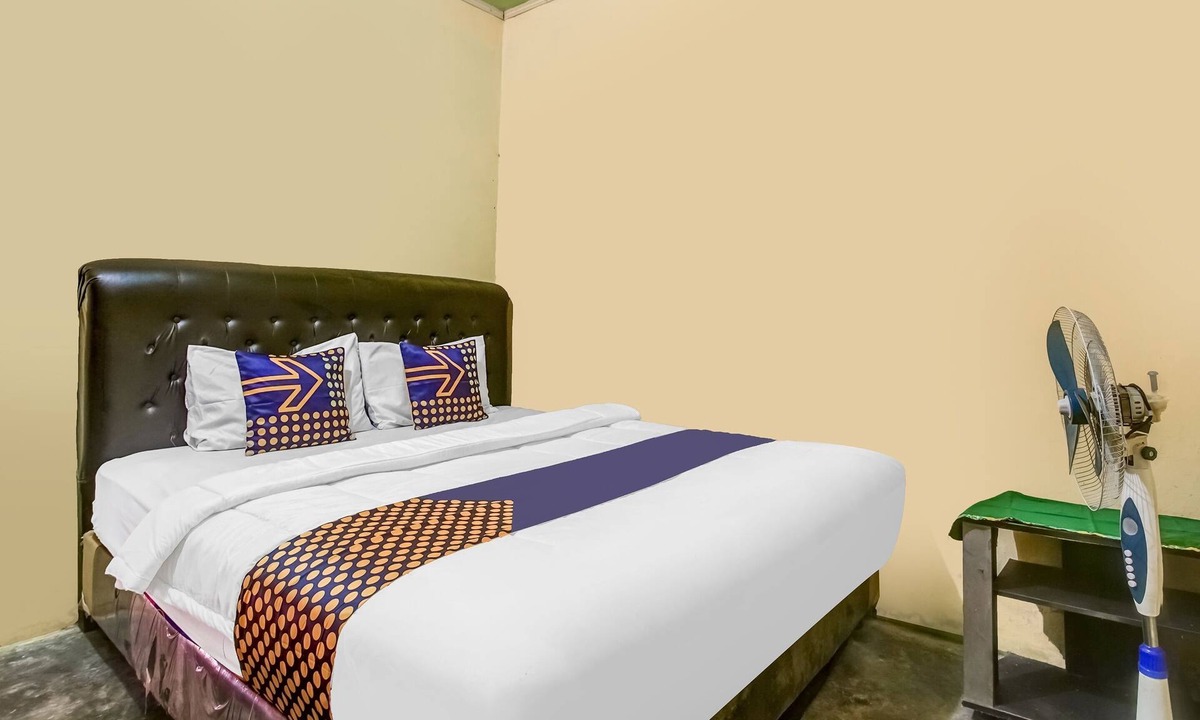 Gedongtataan Hotel | OYO HOMES 91255 Desa Wisata Embung Purworejo Syariah