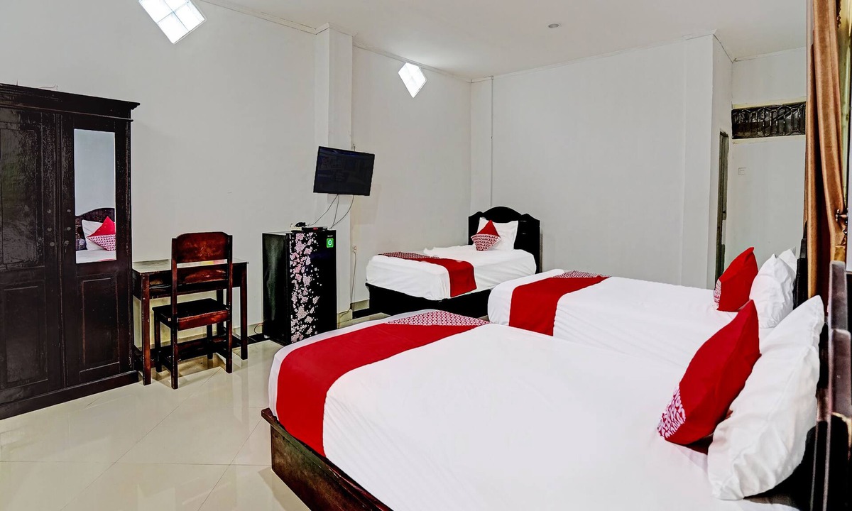 Prabumulih Hotel | OYO Life 91984 Taufik Kost Syariah