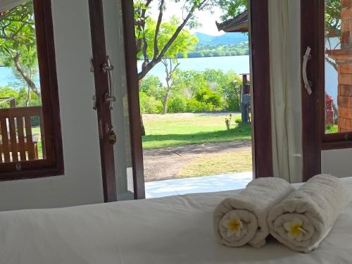 Pejarakan Cabin | Pasir Putih Cottage - Menjangan