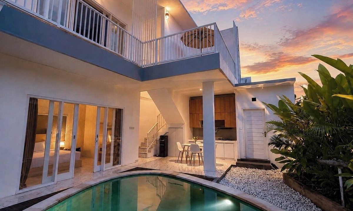 Babakan House | Private 2BR Villa & Pool - Rice Field Views - Canggu