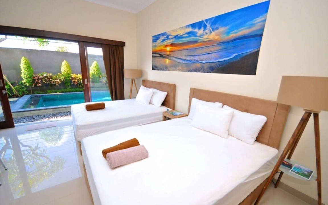 Batu Bolong Resort | Private room ∙ 6 guests