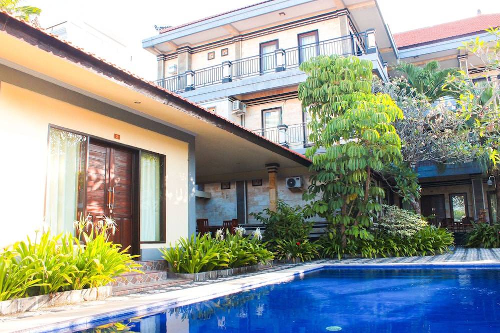 Berawa Hostel | Putu Guest House 2
