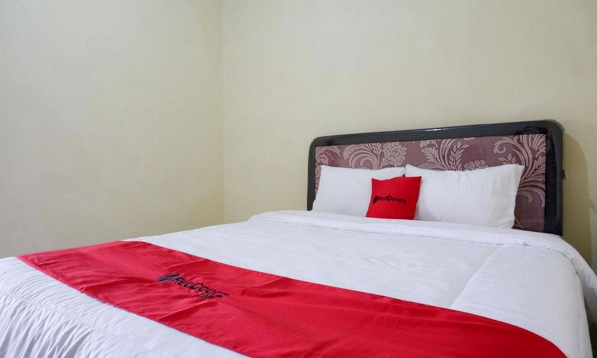 Buton Babau Hotel | RedDoorz near Lippo Plaza Buton