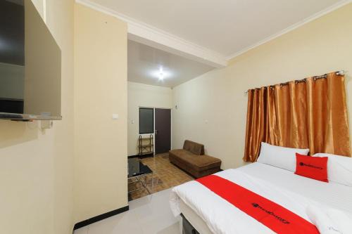 Bogor Selatan Hotel | RedDoorz near The Jungle Waterpark Bogor