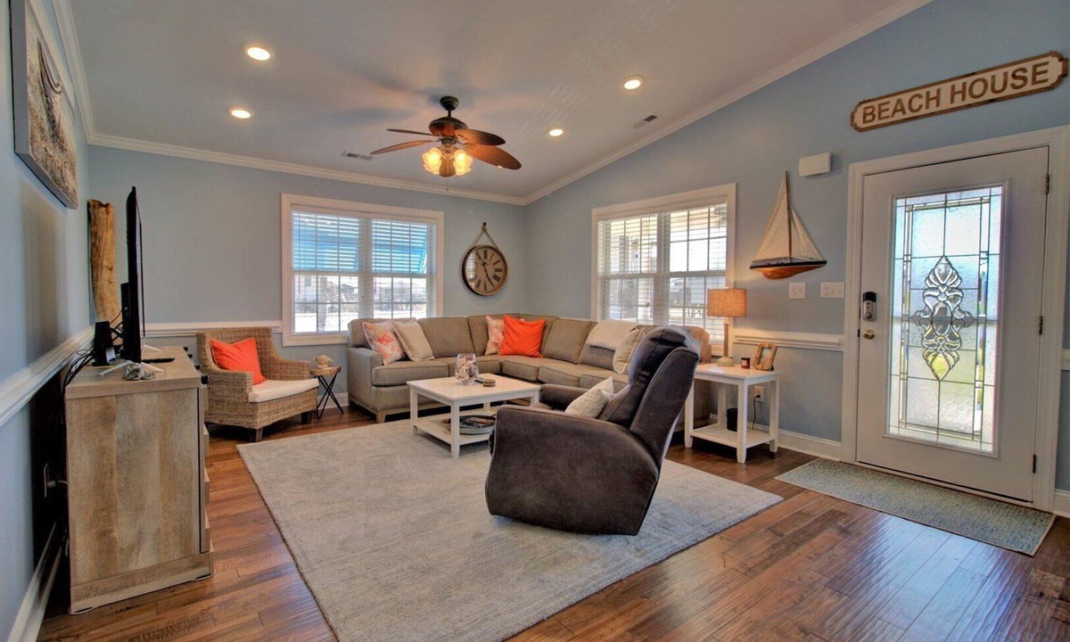 Surf City House | Relax at Beach Therapy, a 3-bedroom retreat in Surf City, perfect for family fun!