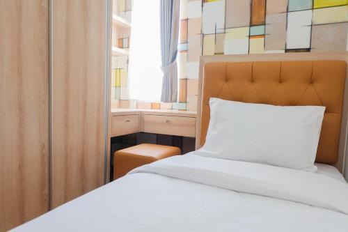 Jatinegara Apartment | Relaxing 3BR Apartment at Bassura City near Shopping Mall By Travelio