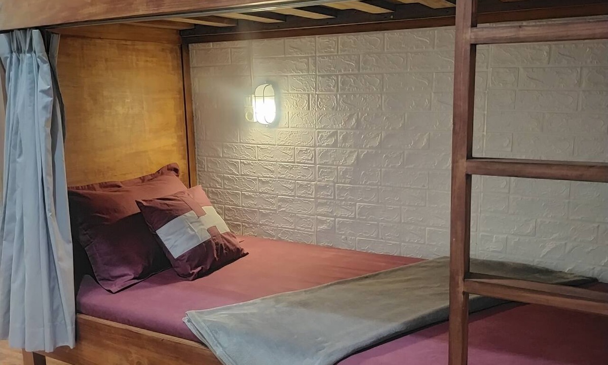 Klojen Hostel | Semeru Hostel Malang - Adults Only
