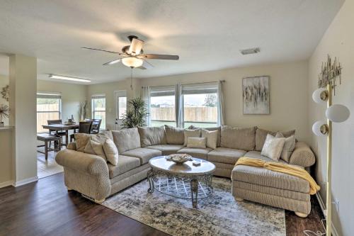 Clodine House | Spacious Houston Home ~ 22 Mi to Downtown!