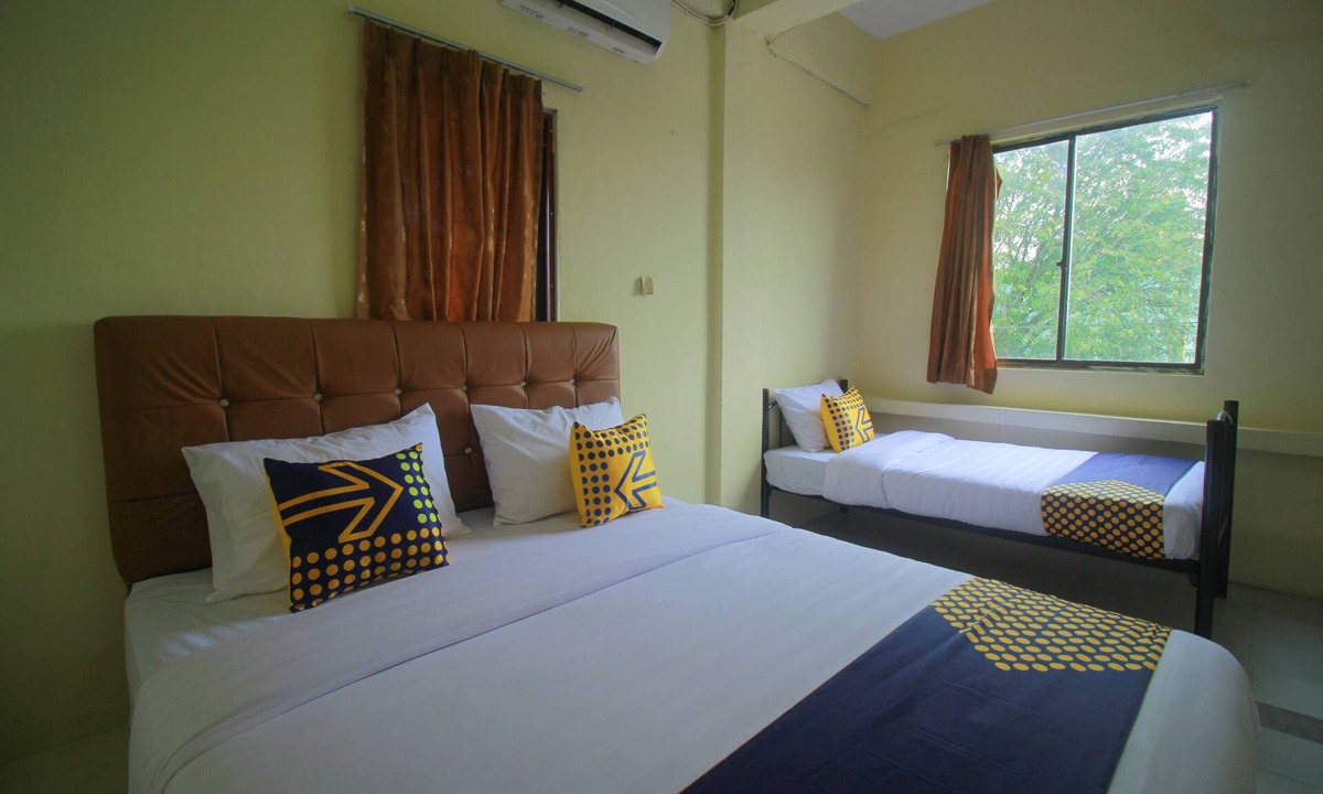 Dumai Hotel | SPOT ON 2305 Andys Nur Penginapan