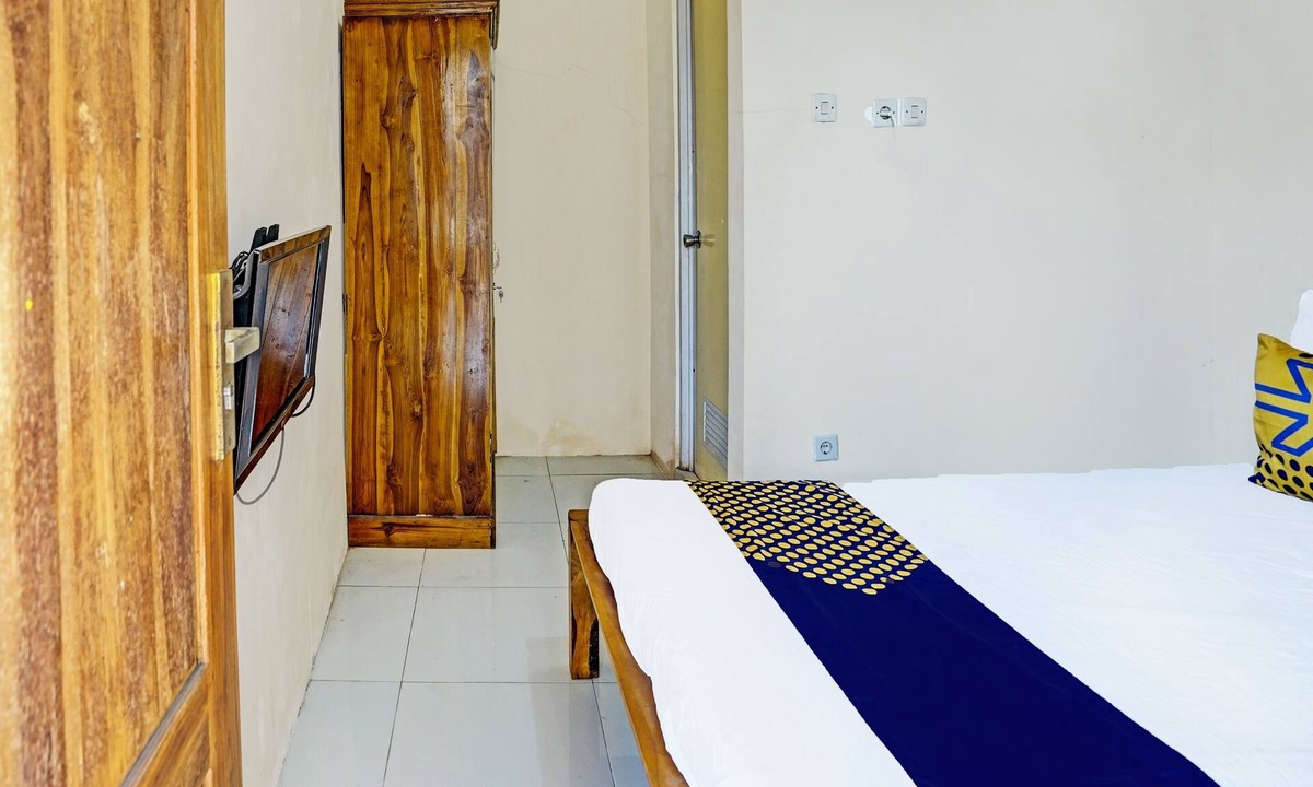 Probolinggo Hotel | SPOT ON 91824 Rumah Kaloka Syariah