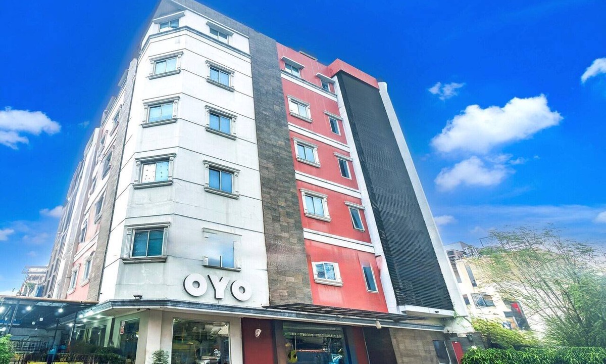 Old Jakarta House | Stylish DBL Suite Escape W/Free WiFi and Parking
