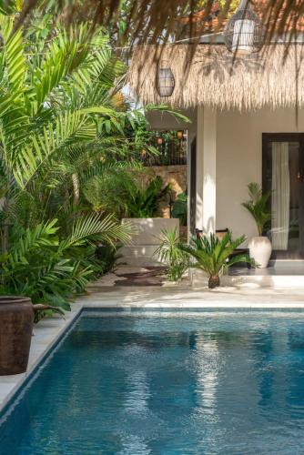 Pererenan House | The Jungle - Luxurious & Tropical Concept - 3BR