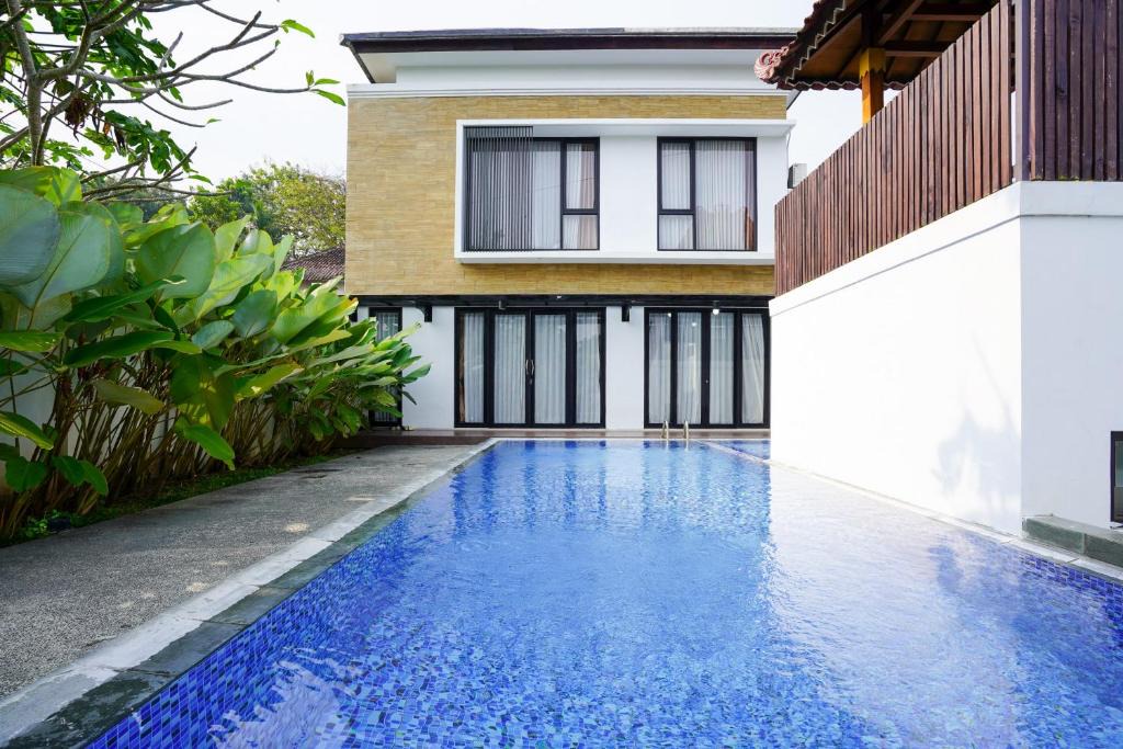 Banjarasri Hotel | The Lavana Signature Greenkhaza Villa Jogja