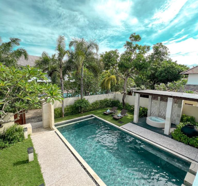 Kuta Selatan Hotel | The Wangsa Hotel and Villas Benoa