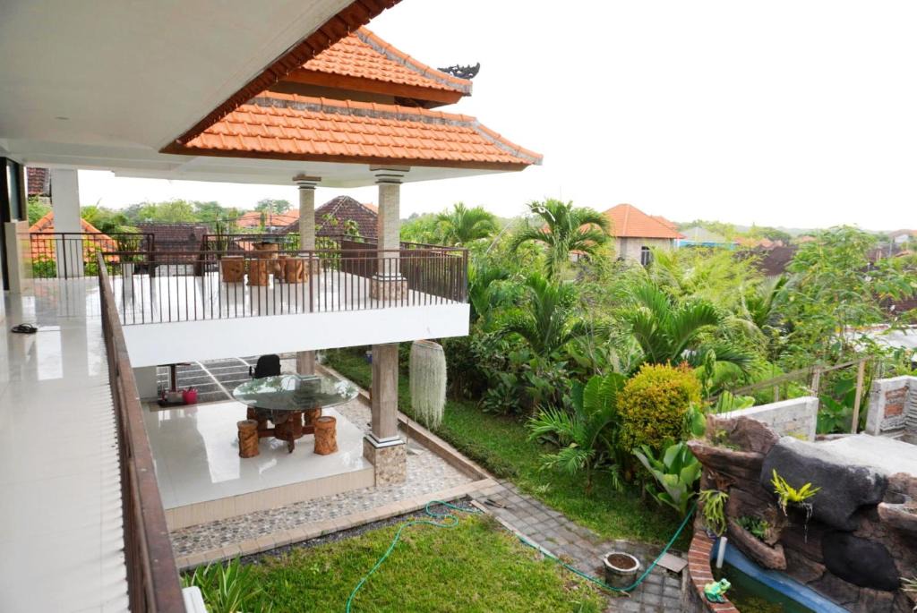 Kutuh House | Umah Dayuh
