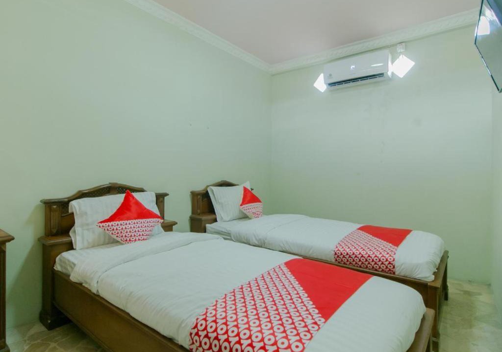 Sukaluyu House | Vafa Guesthouse