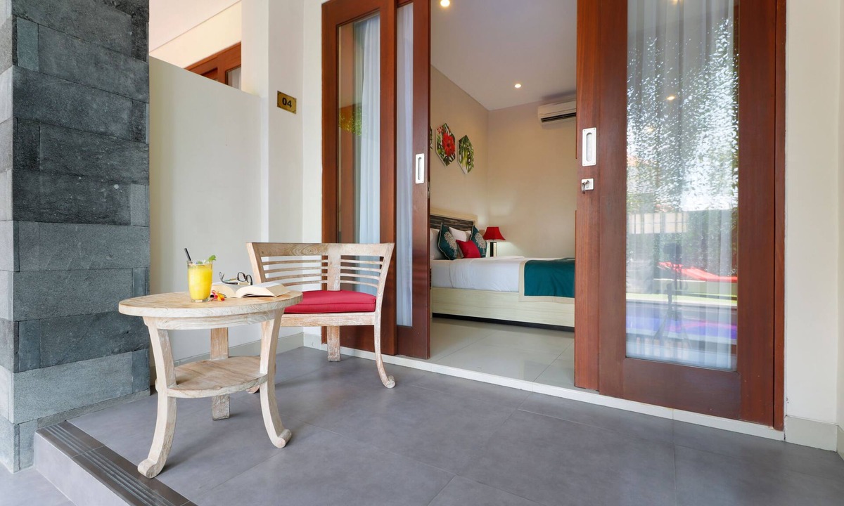 Central Seminyak Hotel | Vansari Hotel