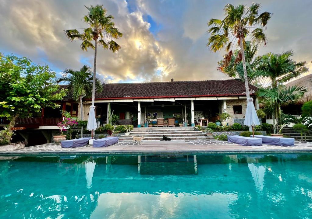Sawangan House | Villa Anjing
