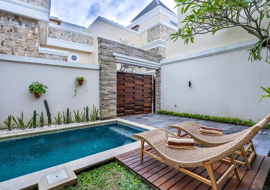 Tumbak Bayuh Villa | Villa Arsy - 2BR Private Oasis with Pool & Rooftop