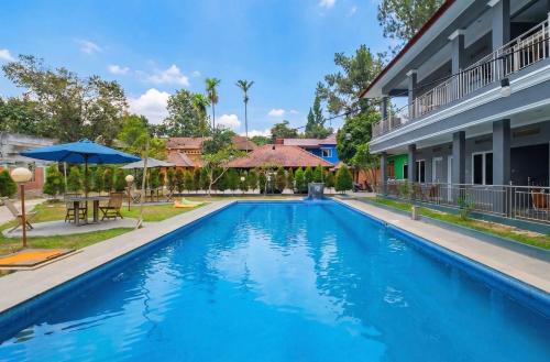 Megamendung House | Villa Batu Cisarua Puncak Bogor RedPartner