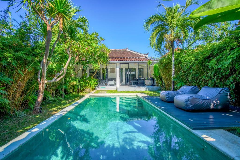 Sawangan Villa | Villa Brezze - Nusa Dua