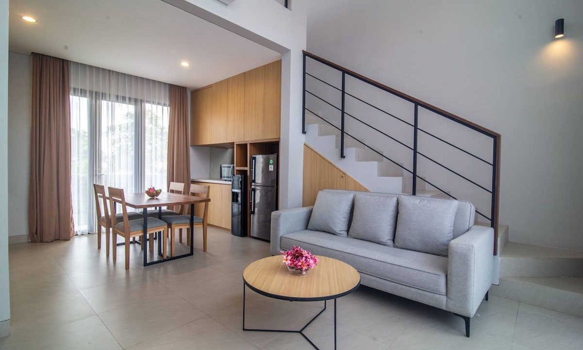Kediri Villa | Villa Darmadi · Spacious studio beautiful sunset