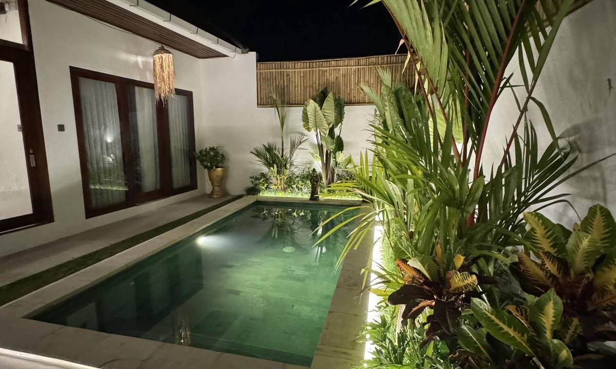 Munggu Villa | Villa Flora