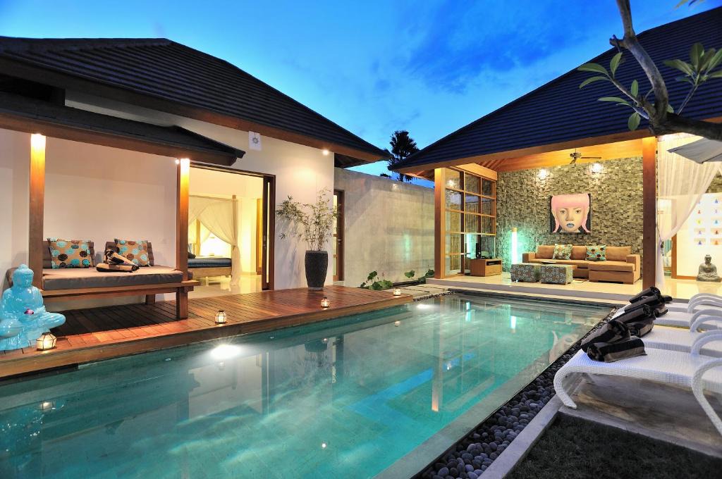 Villa Flores | Drupadi