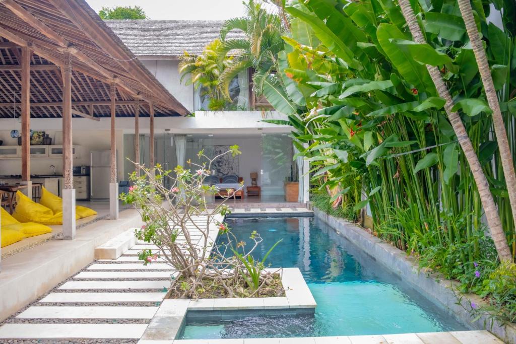 Batubelig Villa | Villa Marie Clare
