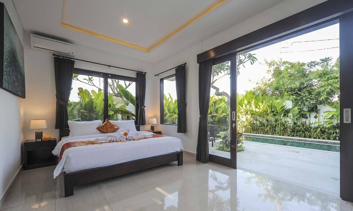 Sanur Villa | Villa Rindik w/Ricefield View