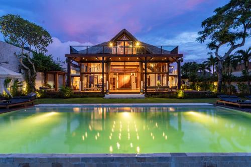 Jimbaran Villa | Villa Selatan Oceanfront Cliffside Sunset Pool