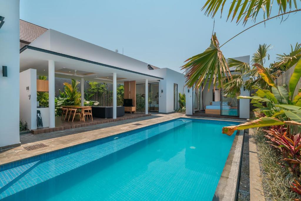 Nakula Villa | Villa Selikur 2 - Brand New! Spacious 3BR Villa in Seminyak