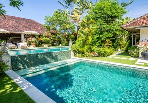 1600 m² Villa ∙ 6 bedrooms ∙ 12 guests