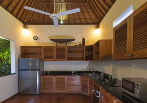 5 Star Villa in Bali, Minutes from the Beach, Bali Villa 2064