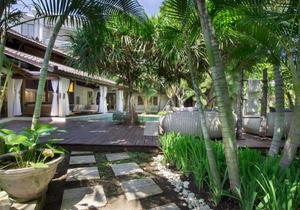 5 Star Villa in Bali, Minutes from the Beach, Bali Villa 2065