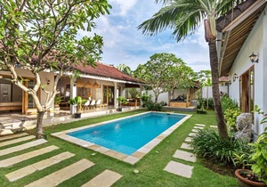 5 Star Villa in Bali, Minutes from the Beach, Bali Villa 2030