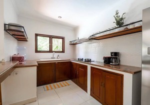 5BD 5BA Villa In The HEART Of Seminyak! - 3Min Drive To Double 6 Beach!
