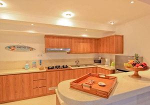 5Min WALK TO Beach-PRIVATE POOL UMA LIMA 1BR VILLA